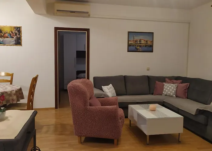 Apartman Nina